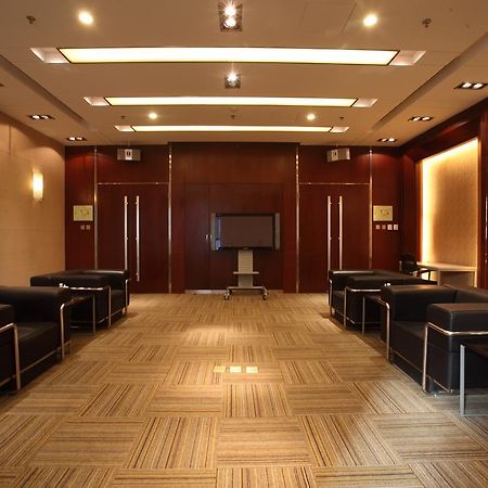 Beijing Wuhuan Hotel Екстер'єр фото
