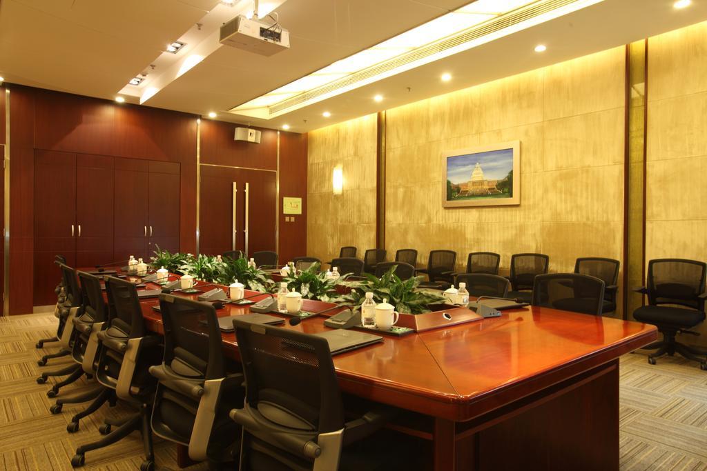 Beijing Wuhuan Hotel Екстер'єр фото
