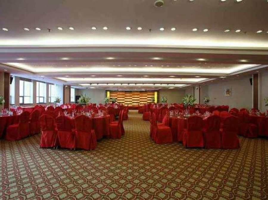 Beijing Wuhuan Hotel Зручності фото
